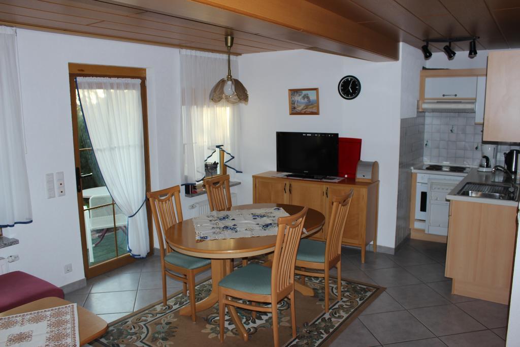 Bodenseegaestehaus Ульдинген-Мюльхофен Номер фото